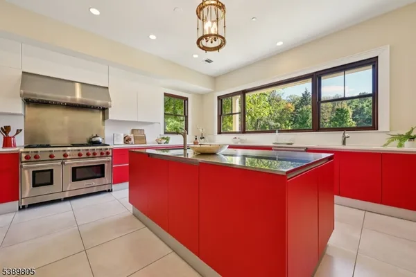 $5,488,888 | 882 South Orange Avenue, Short Hills, NJ 07078