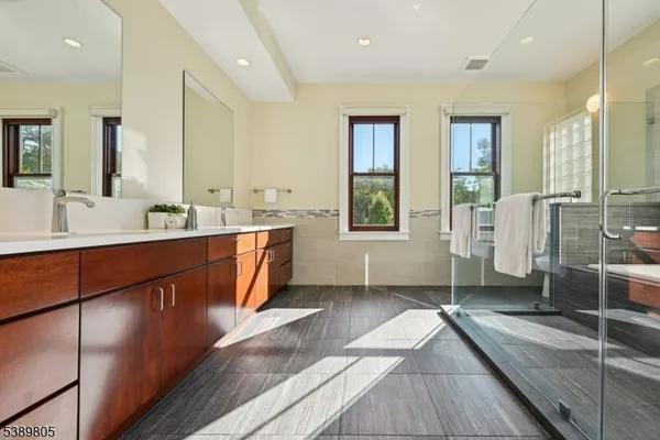 $5,488,888 | 882 South Orange Avenue, Short Hills, NJ 07078