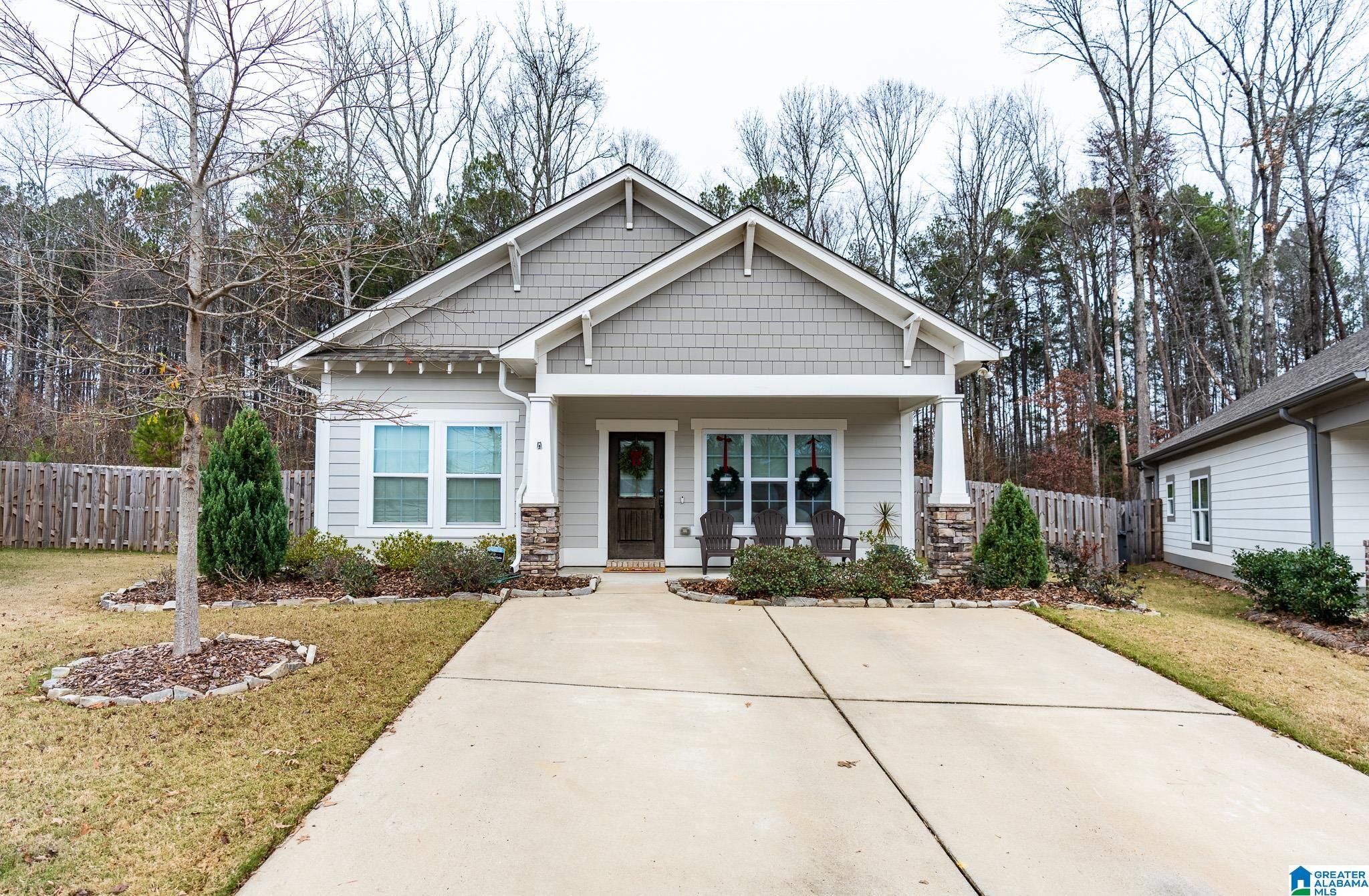 3978 Valley Manor Birmingham, AL 35210 - Photo 1 of 29