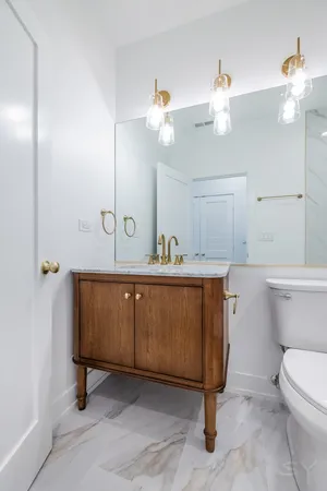 $859,000 | 6044 South Eberhart Avenue, Chicago, IL 60637