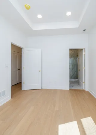 $859,000 | 6044 South Eberhart Avenue, Chicago, IL 60637