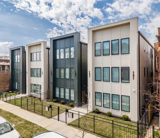 $859,000 | 6044 South Eberhart Avenue, Chicago, IL 60637