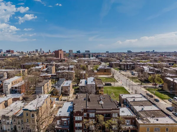 $859,000 | 6044 South Eberhart Avenue, Chicago, IL 60637