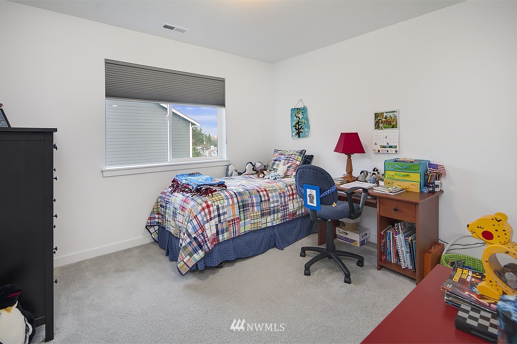 1920A Southwest Brandon Street Seattle, WA 98106 - Photo 11 of 17 Gallery Image 11