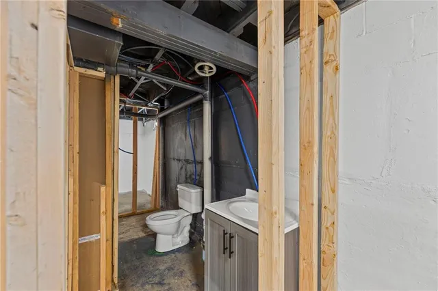 $294,900 | 227 West 2nd Avenue, Garnett, KS 66032