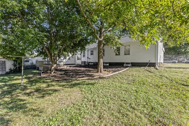 $294,900 | 227 West 2nd Avenue, Garnett, KS 66032