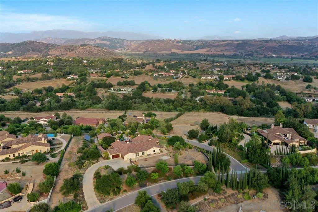 4142 Bridlewood Road Fallbrook, CA 92028 - Photo 25 of 25 an aerial view of multiple house