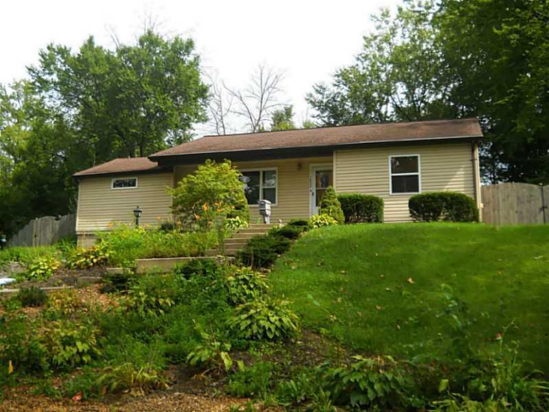 1832 Fairway Drive Springfield, OH 45504 - Photo 1 of 23