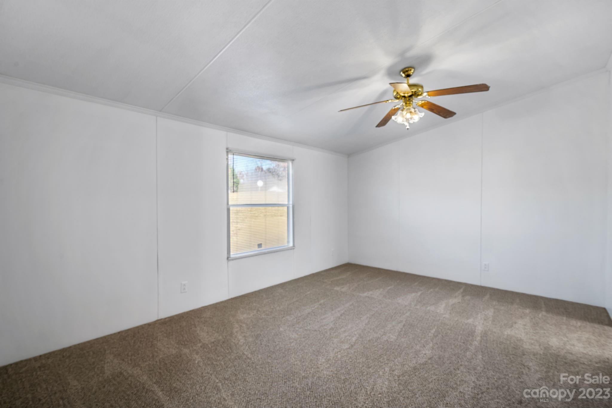 1631 Enon Road Valdese, NC 28690 - Photo 12 of 35 Gallery Image 12