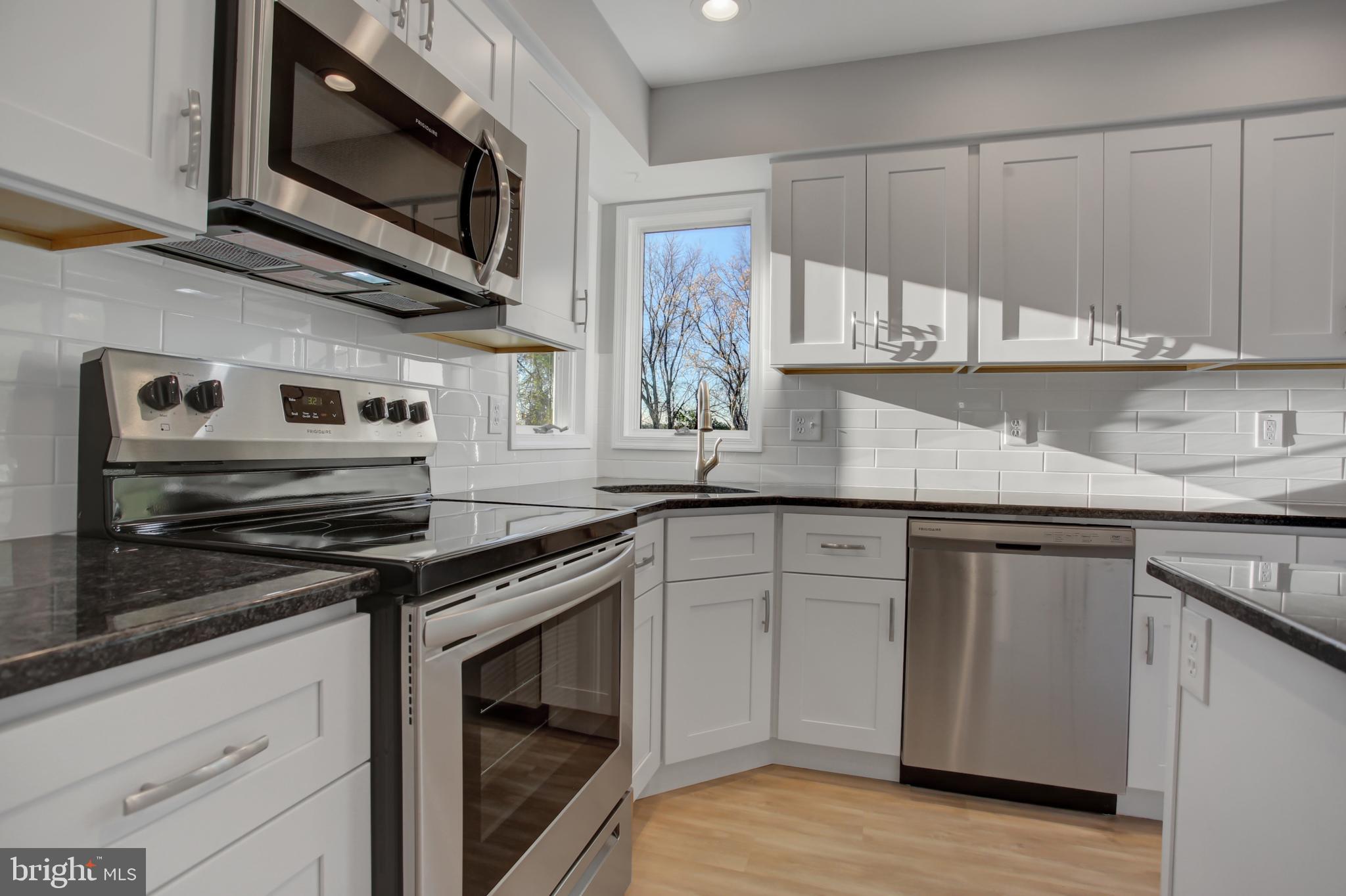 955 Berger Road Easton, PA 18042 - Photo 22 of 57 Kitchen