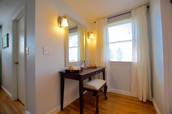 18 Locksley Road Danvers, MA 01923 - Photo 12 of 30 Gallery Image 12