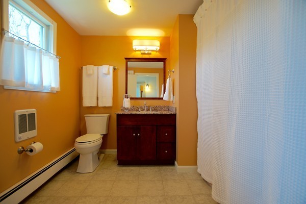 18 Locksley Road Danvers, MA 01923 - Photo 13 of 30 Gallery Image 13