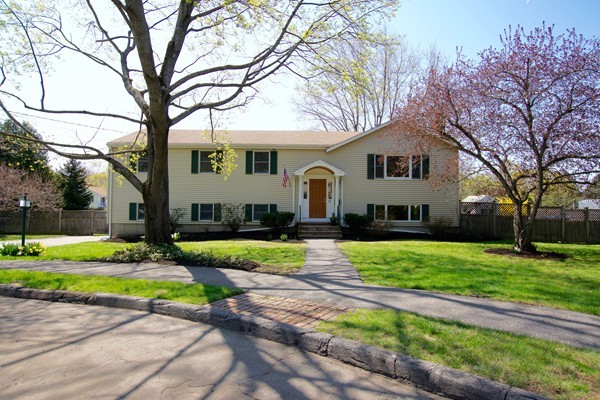 18 Locksley Road Danvers, MA 01923 - Photo 30 of 30 Gallery Image 30