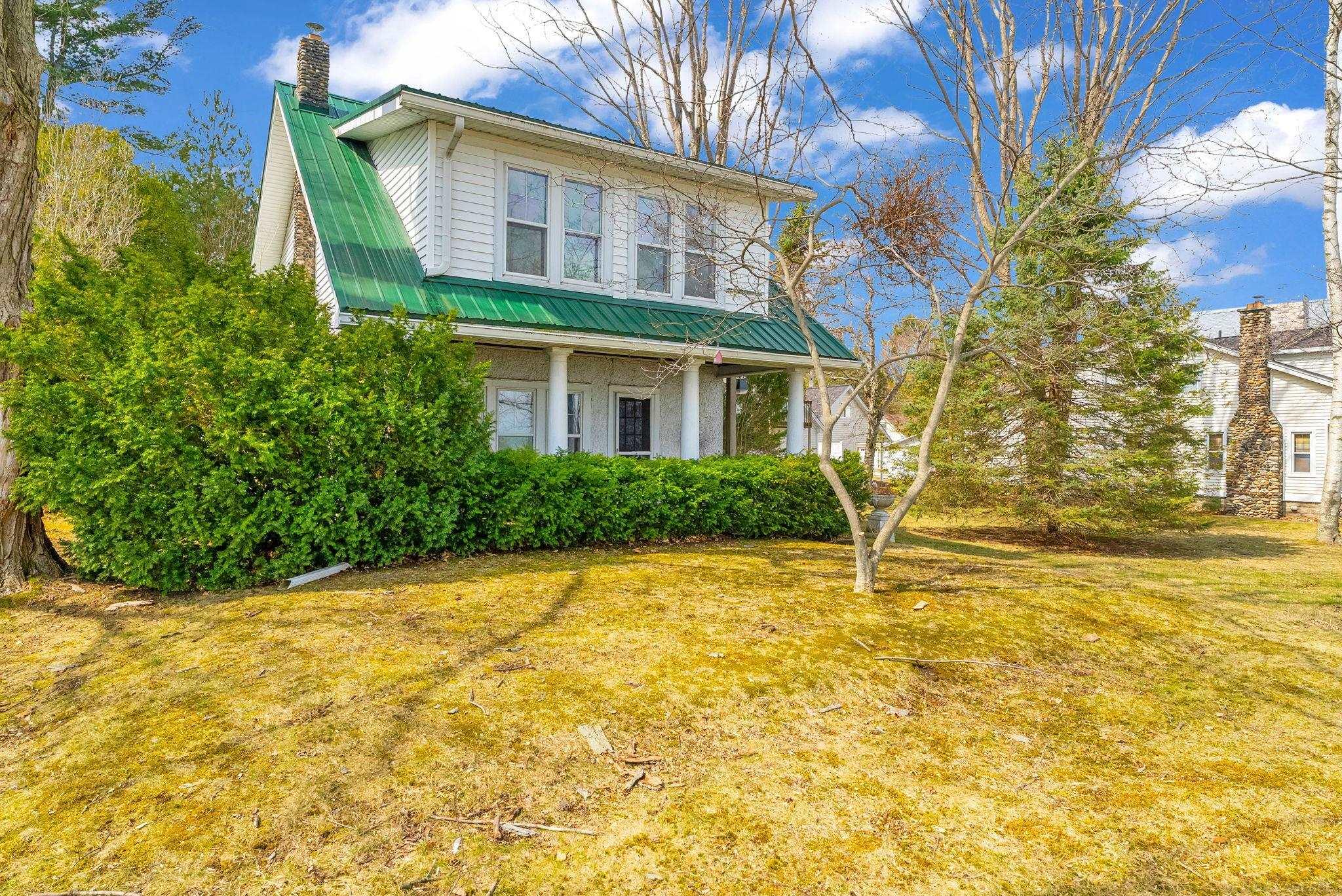 4055 Lakeshore Road Lexington, MI 48450 - Photo 3 of 72