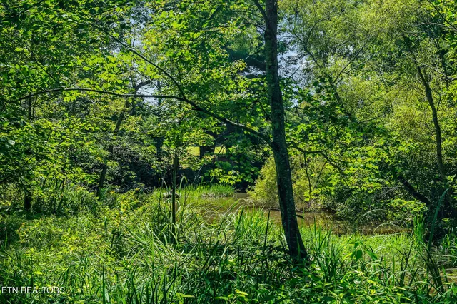 $939,000 | 268 Plateau Road, Crossville, TN 38571