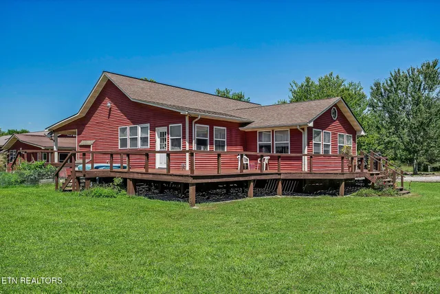 $939,000 | 268 Plateau Road, Crossville, TN 38571
