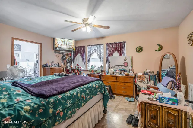 $939,000 | 268 Plateau Road, Crossville, TN 38571