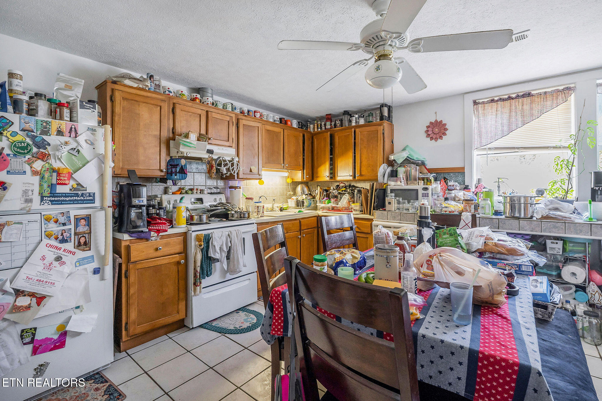 268 Plateau Road Crossville, TN 38571 - Photo 37 of 42 Guest House Kitchen