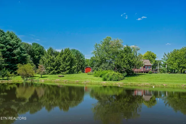 $939,000 | 268 Plateau Road, Crossville, TN 38571