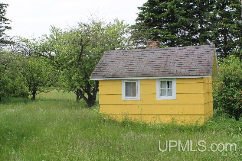 23709 White Siding Road Nisula, MI 49952 - Photo 2 of 25 Gallery Image 2