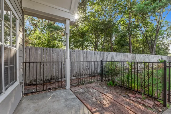 $164,900 | 770 Hunt Road, Unit 212, Baytown, TX 77521