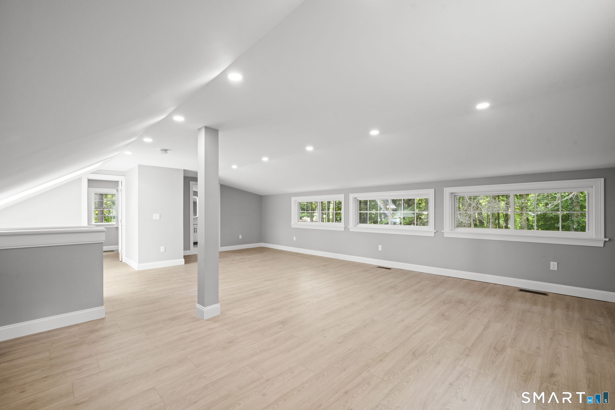 537 Bushy Hill Road Simsbury, CT 06070 - Photo 22 of 40 Gallery Image 22