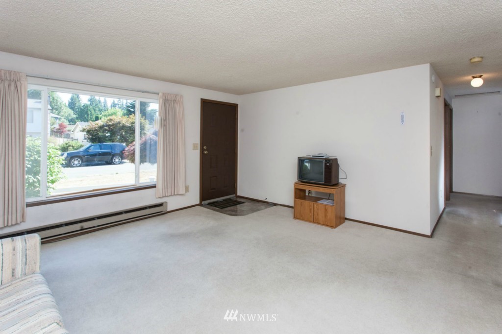 2514 165th Place Southeast Bothell, WA 98012 - Photo 8 of 21