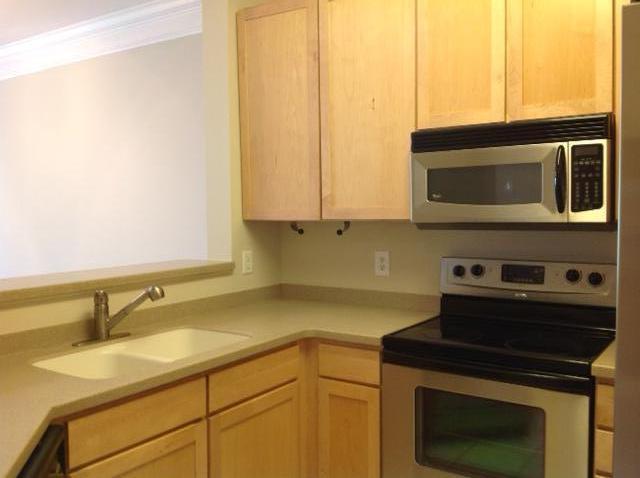 1922 Basildon Road, Unit 1922 Mount Pleasant, SC 29466 - Photo 4 of 12 IMG_1100