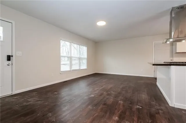 $1,655 | 17243 Chestnut Drive, Belton, MO 64012