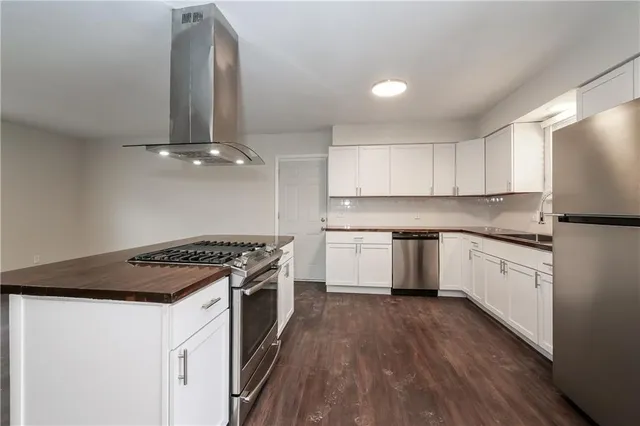 $1,655 | 17243 Chestnut Drive, Belton, MO 64012