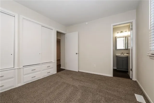 $1,655 | 17243 Chestnut Drive, Belton, MO 64012