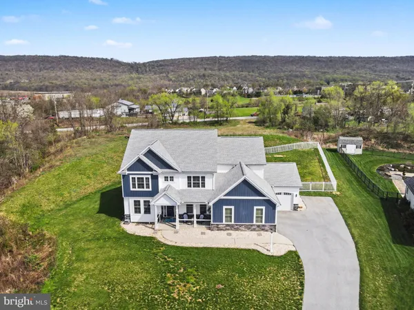 $959,900 | 6390 Peregrine Way, Mechanicsburg, PA 17050