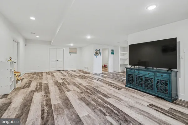 $959,900 | 6390 Peregrine Way, Mechanicsburg, PA 17050