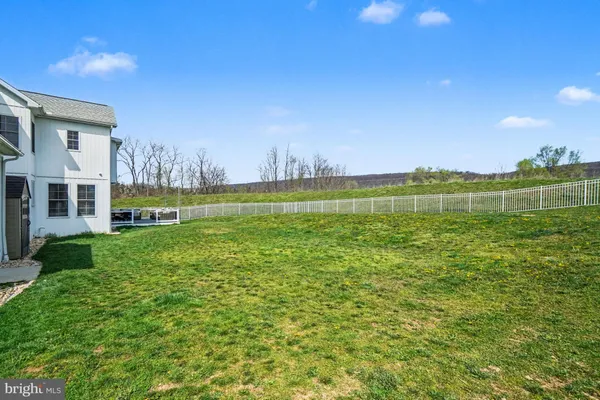 $959,900 | 6390 Peregrine Way, Mechanicsburg, PA 17050