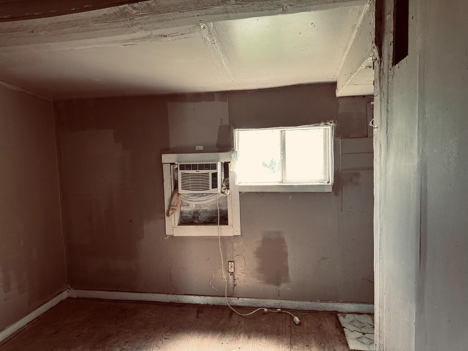 5619 Ave 397 Dinuba, CA 93618 - Photo 14 of 39