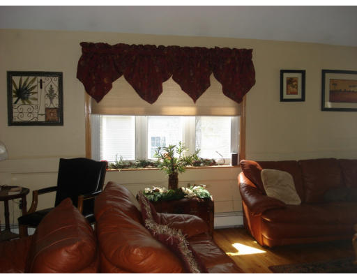 77 R Baldwin Road Billerica, MA 01821 - Photo 17 of 29 Gallery Image 17
