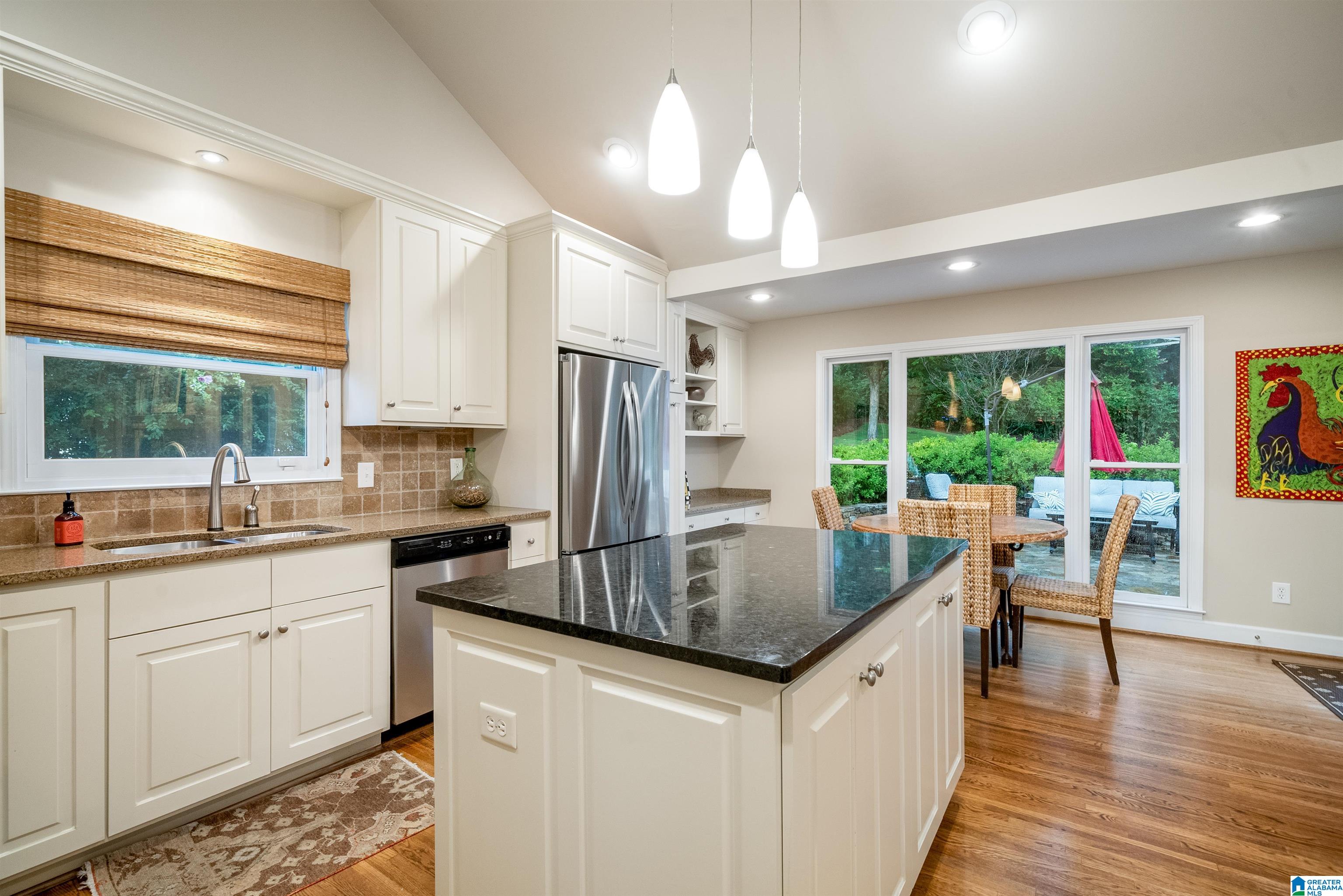 3712 Spring Valley Road Mountain Brook, AL 35223 - Photo 17 of 40