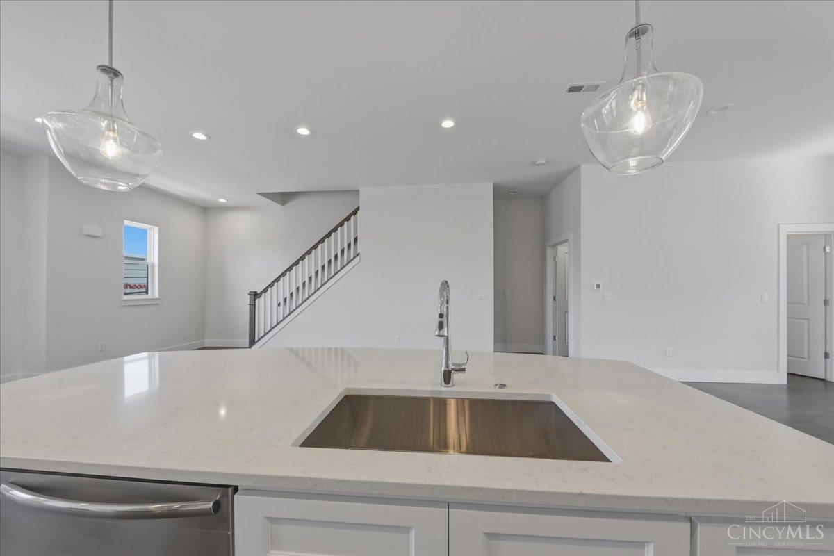 3912 Edwards Road Cincinnati, OH 45209 - Photo 22 of 70