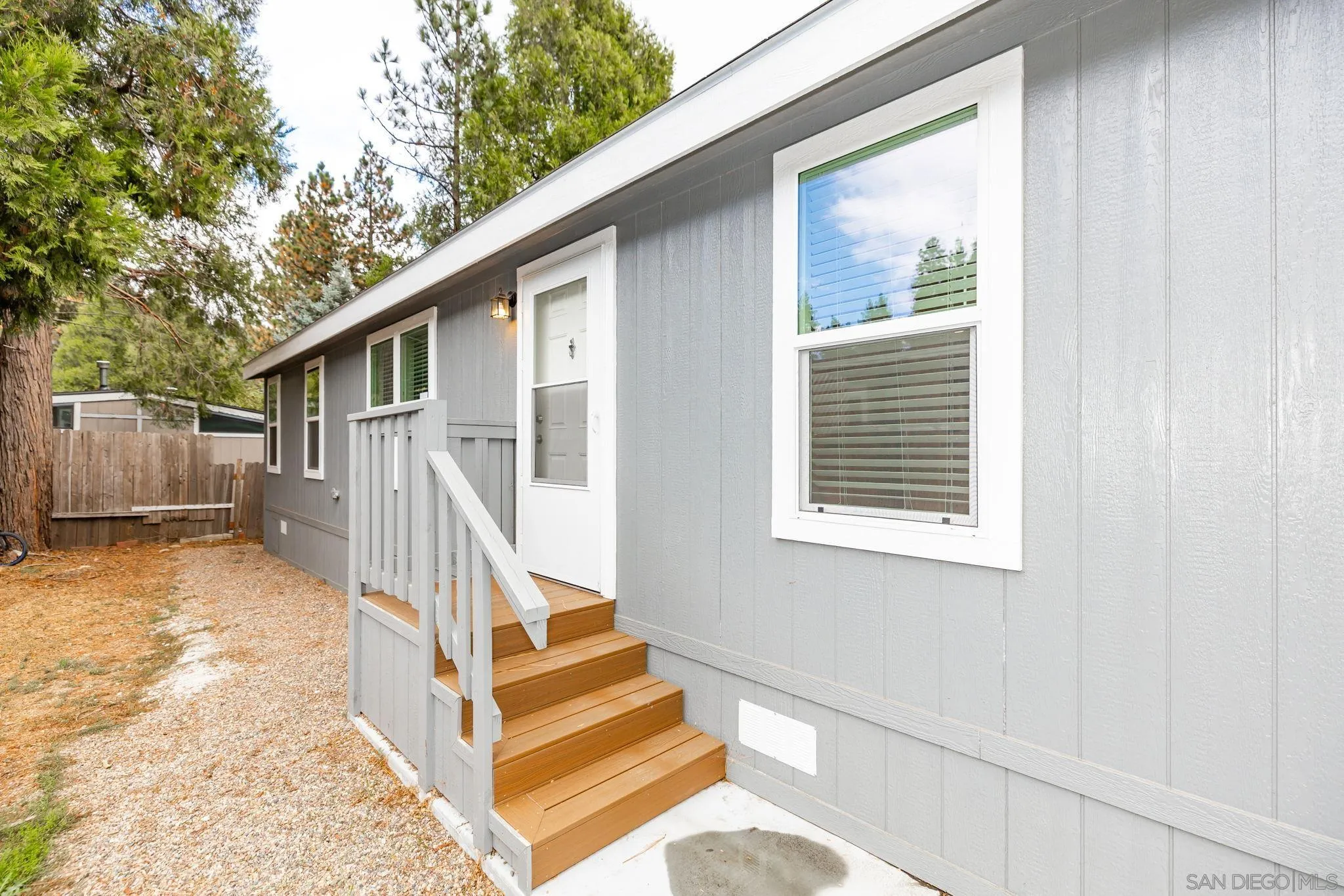 22899 Byron Road, Unit SPC 108 Crestline, CA 92325 - Photo 23 of 27