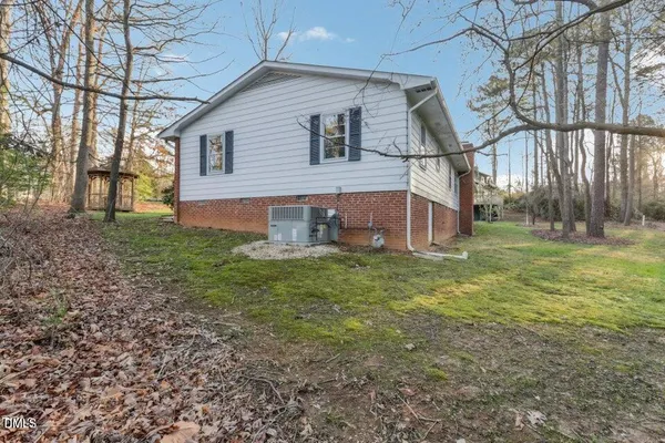 $2,150 | 209 High House Road, Cary, NC 27513