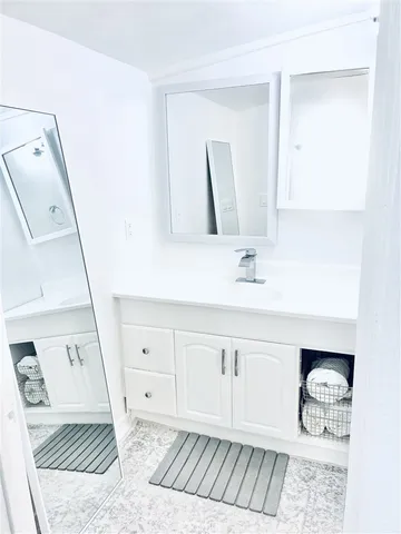 $650,000 | 13111 Sierra Highway, Agua Dulce, CA 91390