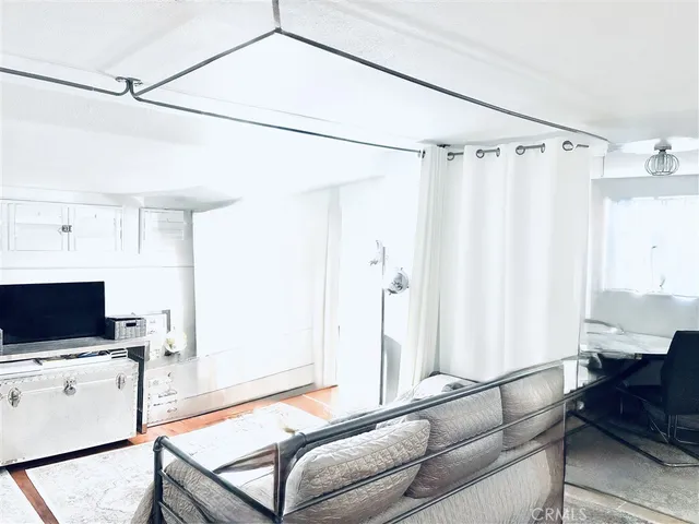 $650,000 | 13111 Sierra Highway, Agua Dulce, CA 91390