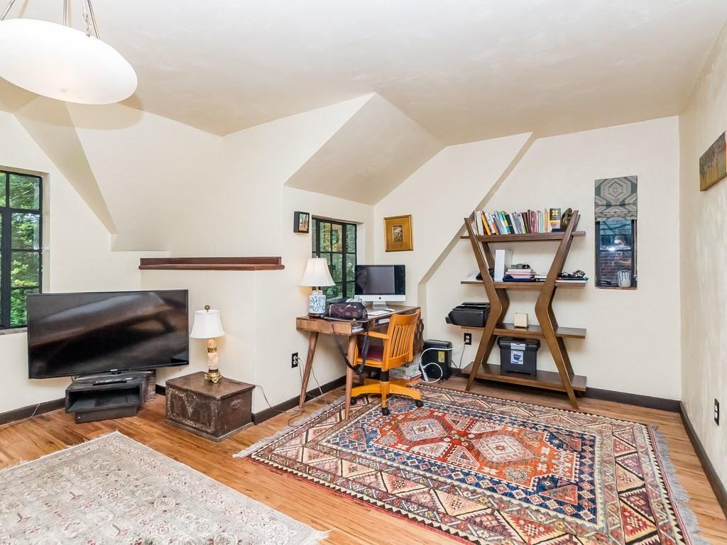 600 Quinobequin Road Newton, MA 02468 - Photo 11 of 24