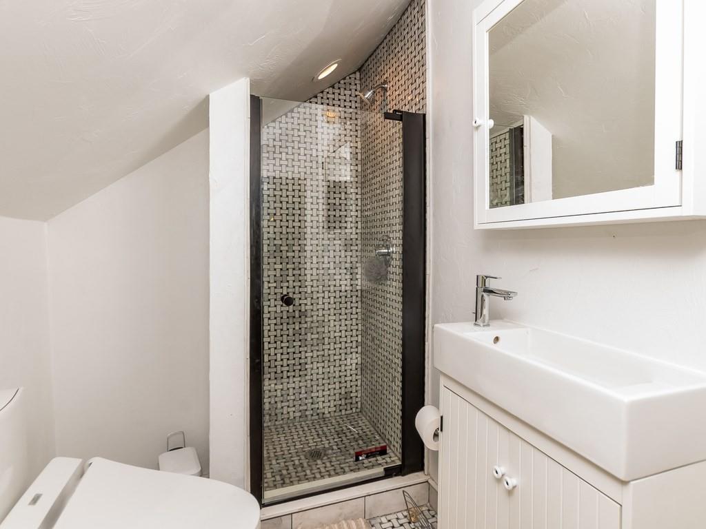 600 Quinobequin Road Newton, MA 02468 - Photo 18 of 24