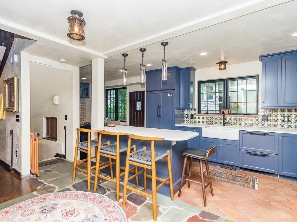 600 Quinobequin Road Newton, MA 02468 - Photo 7 of 24