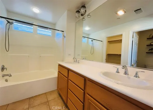 $3,095 | 4533 Filson Street, Riverside, CA 92507