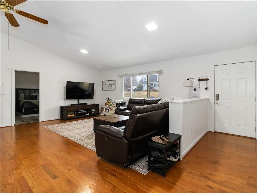 113 Heather Lane Mauldin, SC 29662 - Photo 7 of 39