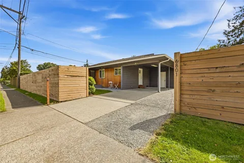 $415,000 | 6801 East McKinley Avenue, Tacoma, WA 98404
