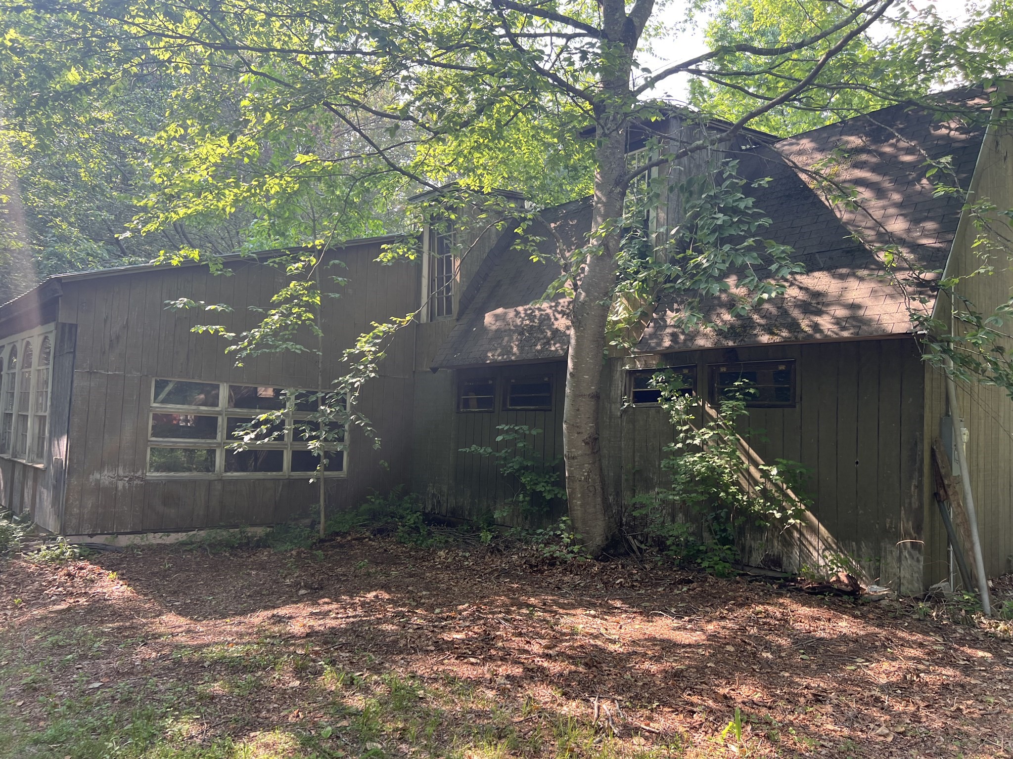 140 Bond Road Charlton, MA 01507 - Photo 16 of 36 Gallery Image 16