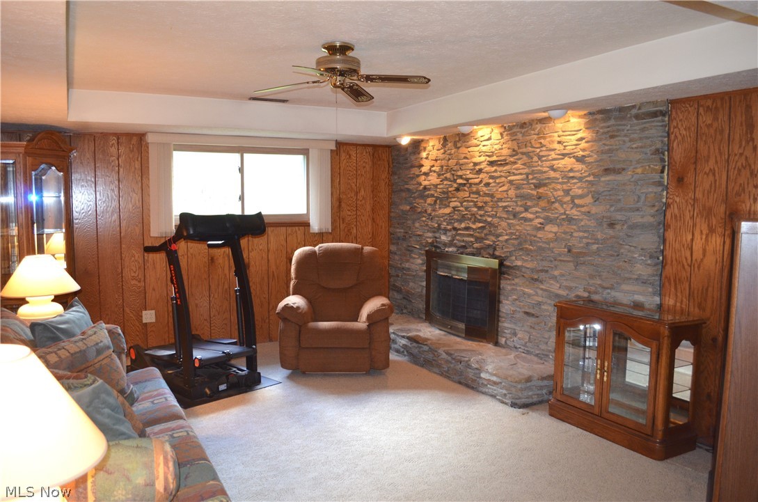 3198 Spring Valley Road Akron, OH 44333 - Photo 17 of 25